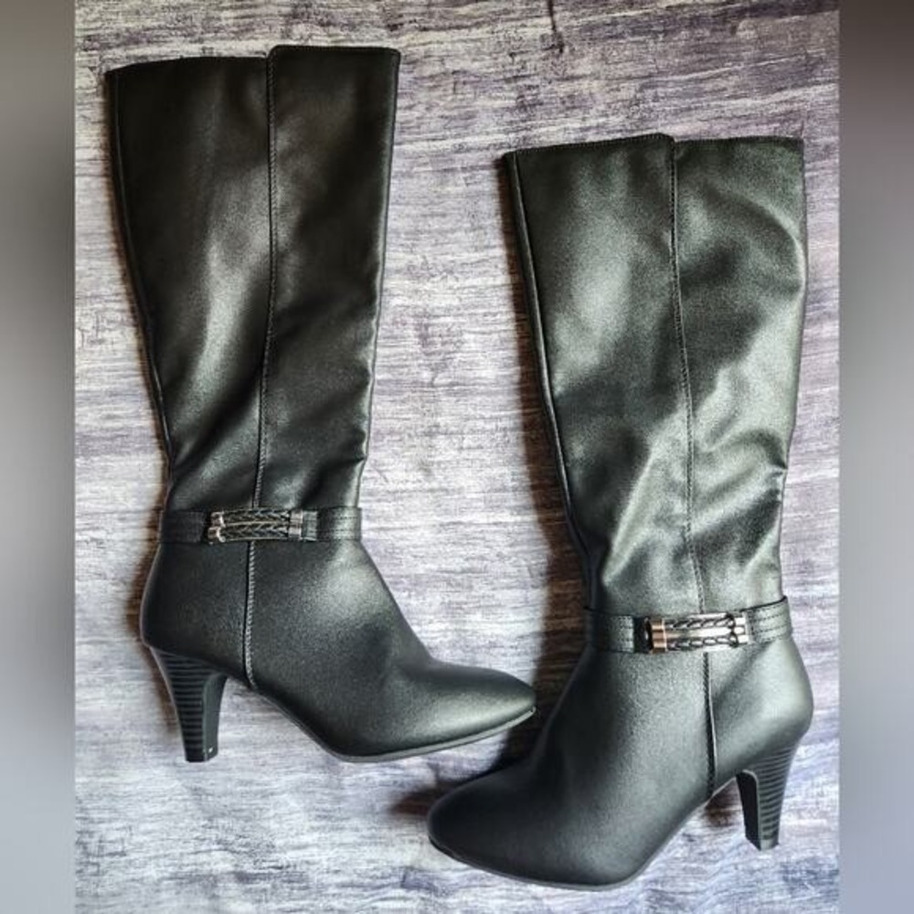London Fog Eaton Black Knee High Boots Kitten Heel Size 7.5M
